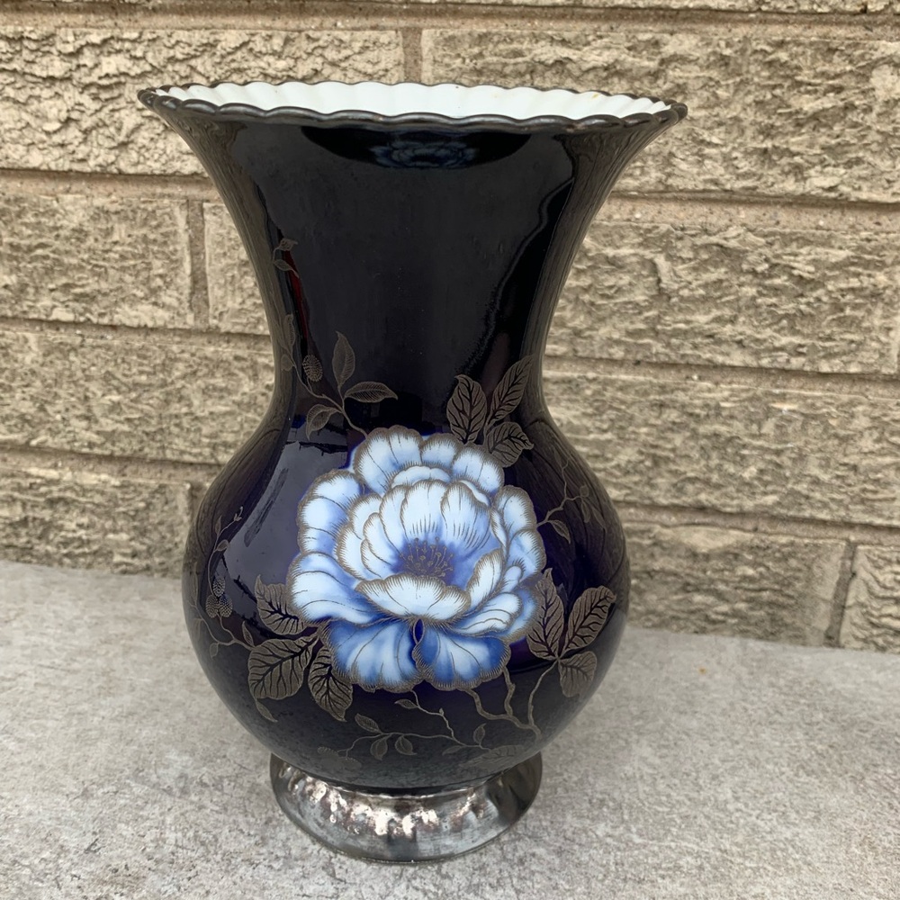 PMR Bavaria Jaeger & Co. Echt Kobalt, Blue and white Flower Vase vintage